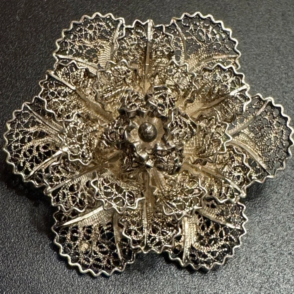 925 Sterling Silver this vintage